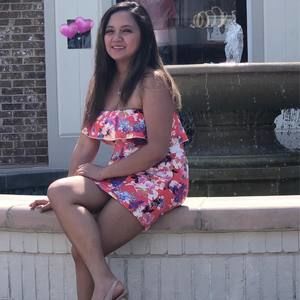 Meet your Posher, Hazel kay